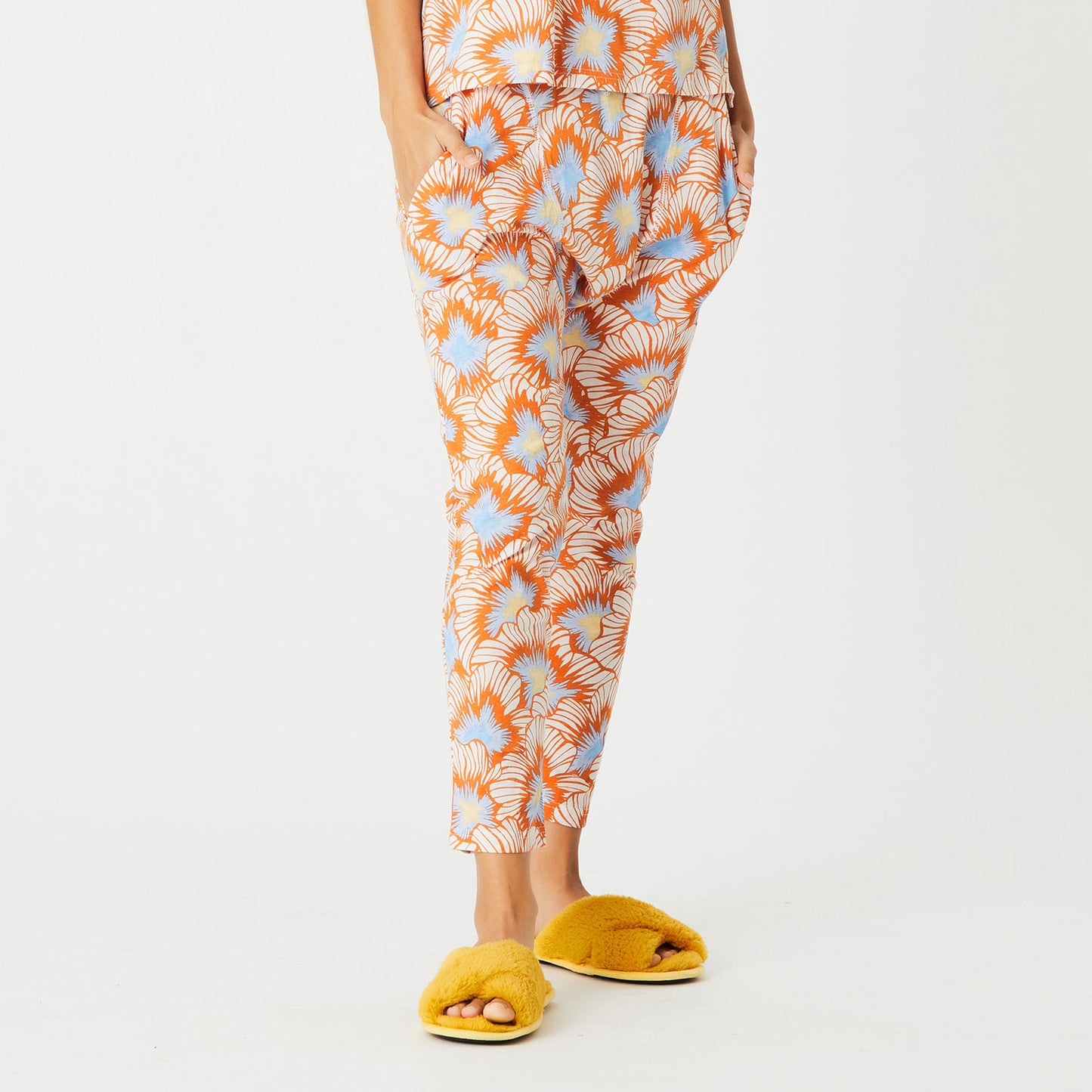 Hibiscus Drop Crotch Pant