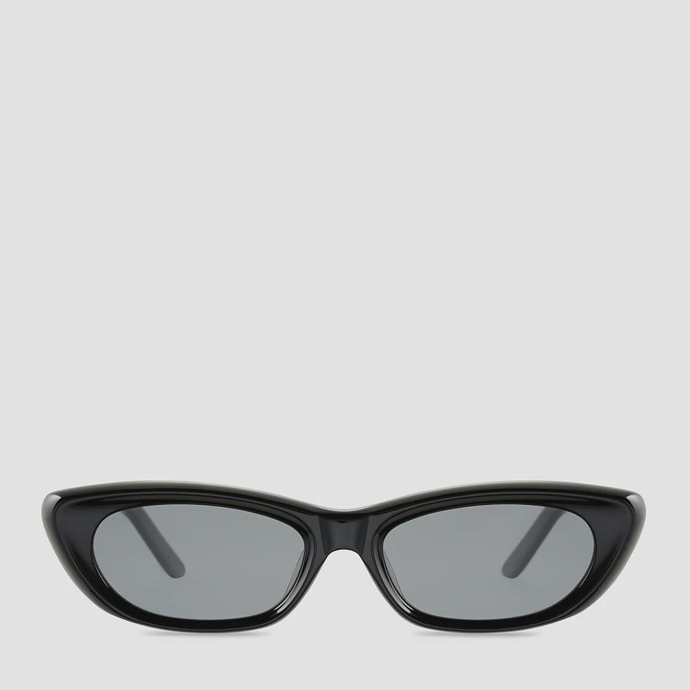 Sidelines Black