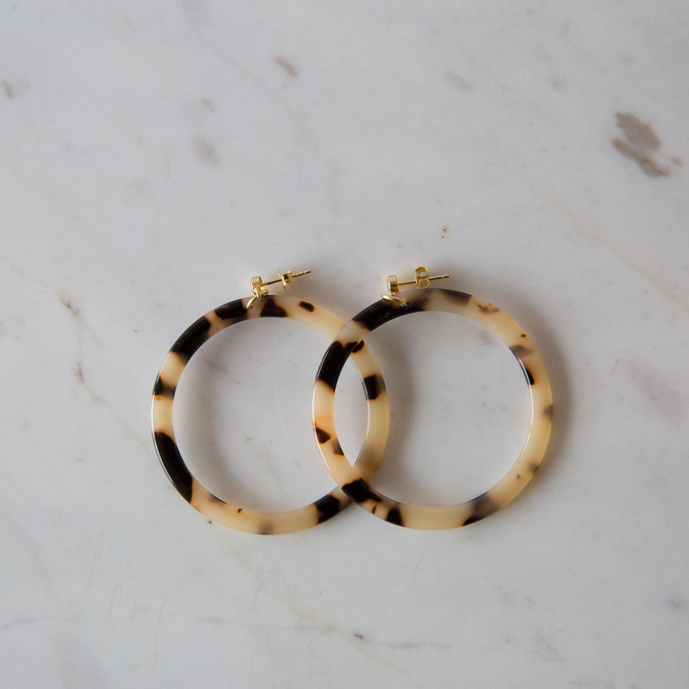 
                      
                        Tort Hoops Light
                      
                    
